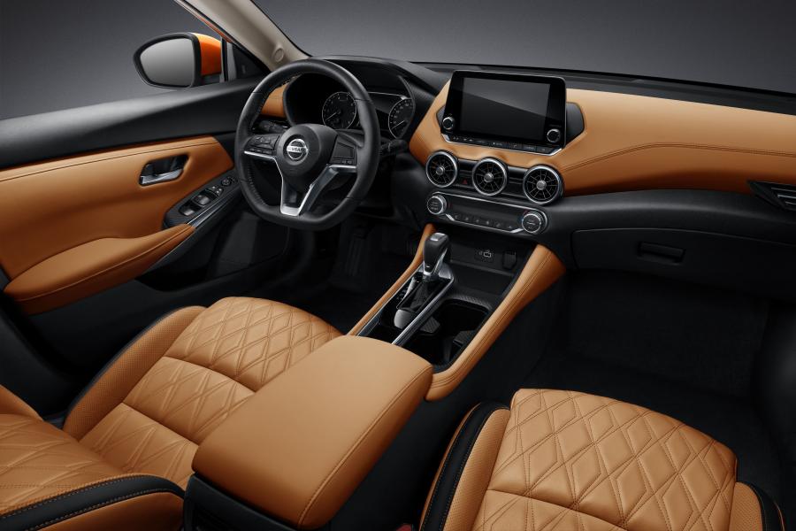 Торпедо Nissan Sylphy 2019 года  (CN) (фото 10 из 24)